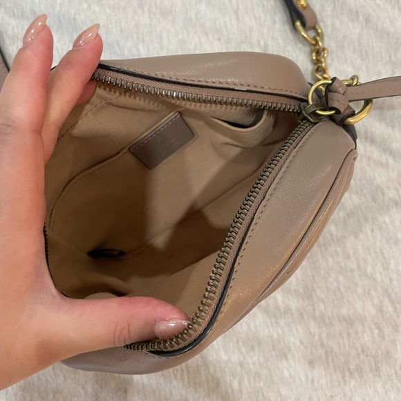 GG MARMONT MINI SHOULDER BAG - Picture 4 of 15